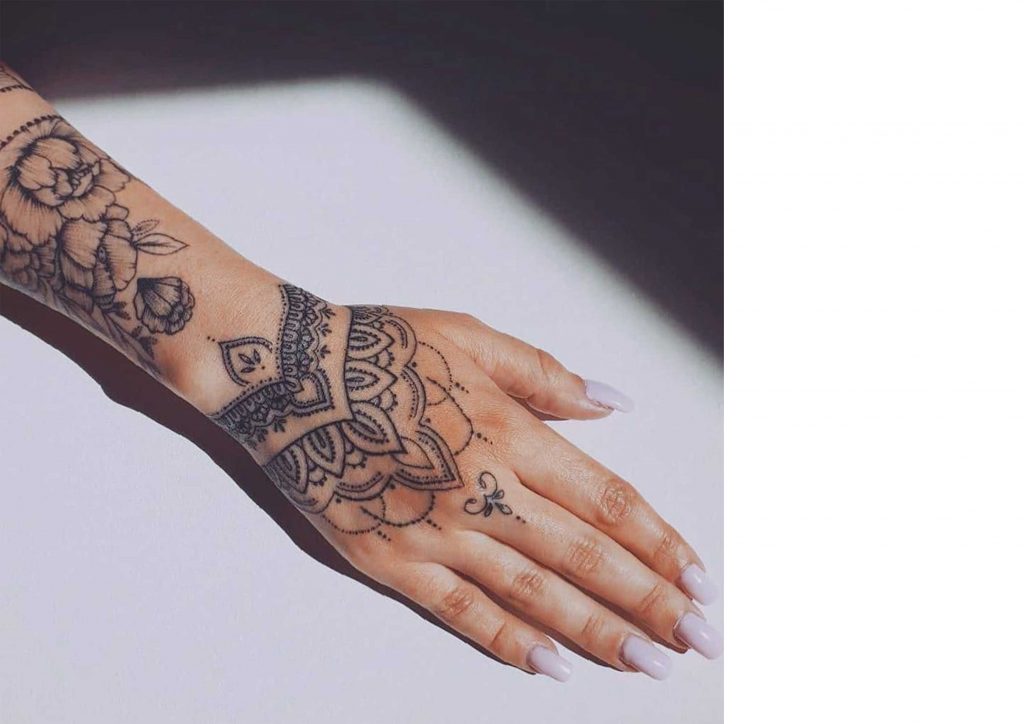 hand_tattoos